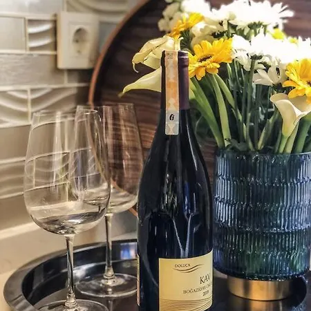 Stylish Luxury Flat, Experience Living Lägenhet *